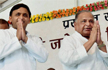 Samajwadi Party: Akhilesh meets Mulayam as fight over party symbol escalates